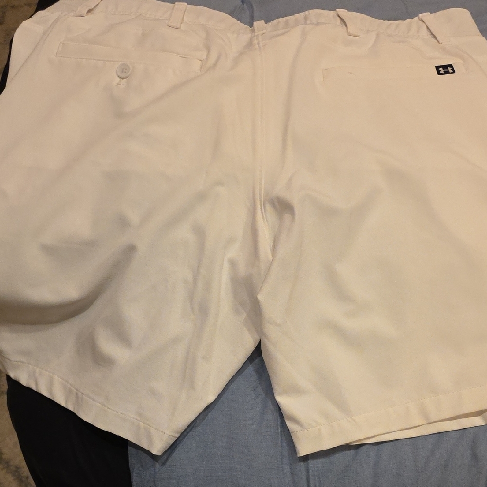 Under Armour Cream/Gray Performance Compression S… - image 3